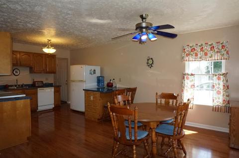 827 Cherry St, Blanchester, OH 45107 photo 16