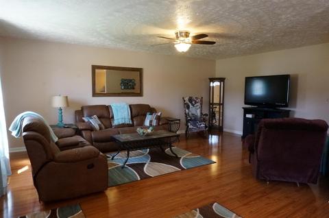 827 Cherry St, Blanchester, OH 45107 photo 8