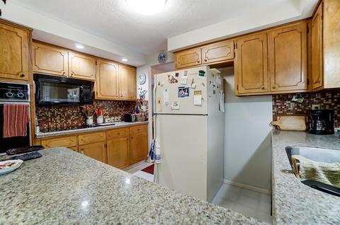 1004 Newcastle Dr, Cincinnati, OH 45231 photo 14