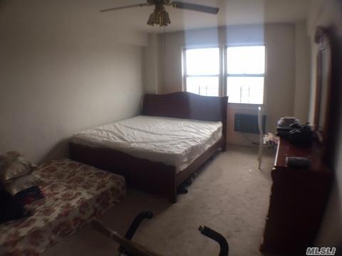 1004 Newcastle Dr, Cincinnati, OH 45231 photo 9