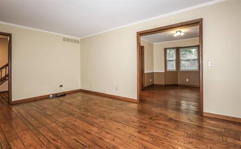 755 Viewcrest Dr, Cincinnati, OH 45231 photo 5