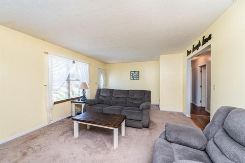 70 Harmony Ln, Georgetown, OH 45121 photo 3