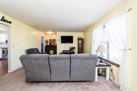 70 Harmony Ln, Georgetown, OH 45121 photo 2