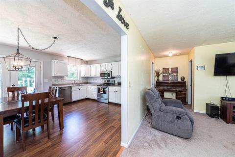 70 Harmony Ln, Georgetown, OH 45121 photo 5