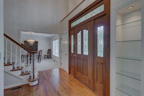 4282 Wellington Dr, Cincinnati, OH 45245 photo 3