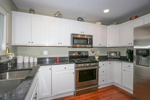 304 Forest Ave, Wyoming, OH 45215 photo 11