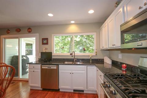 304 Forest Ave, Wyoming, OH 45215 photo 10