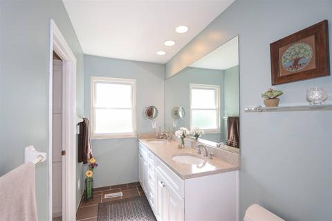 304 Forest Ave, Wyoming, OH 45215 photo 18