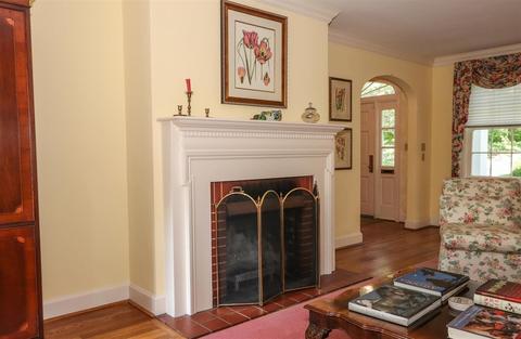 3 Broadview Pl, Cincinnati, OH 45208 photo 6