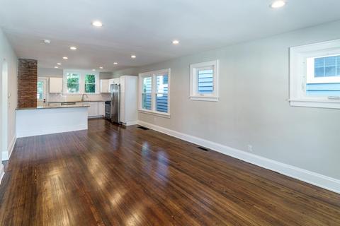 6815 Bramble Ave, Cincinnati, OH 45227 photo 3