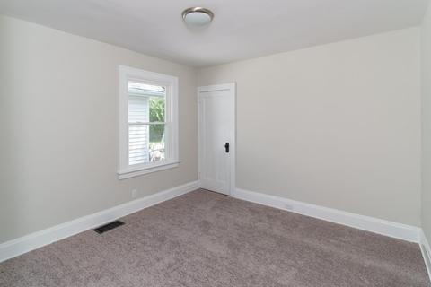 6815 Bramble Ave, Cincinnati, OH 45227 photo 13
