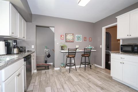 6385 Savannah Ave, Cincinnati, OH 45224 photo 8