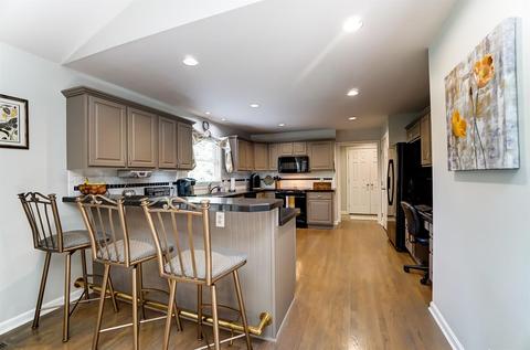 3233 Cooper Rd, Evendale, OH 45241 photo 13