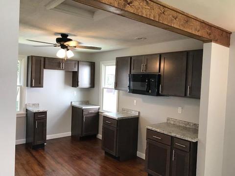 8321 St Clair Ave, Cincinnati, OH 45236 photo 4