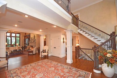 7855 Ayers Rd, Cincinnati, OH 45255 photo 4