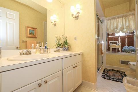 2898 Alpine Ter, Cincinnati, OH 45208 photo 35
