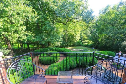 2898 Alpine Ter, Cincinnati, OH 45208 photo 40