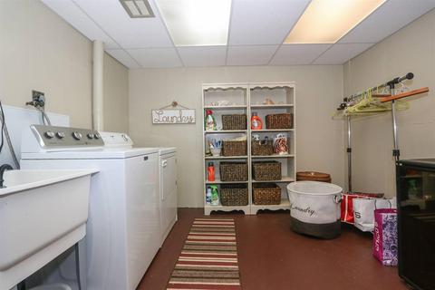 2898 Alpine Ter, Cincinnati, OH 45208 photo 38