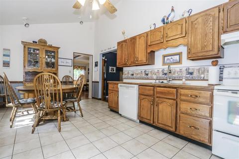 4268 Larma Ln, Cincinnati, OH 45245 photo 8