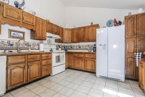 4268 Larma Ln, Cincinnati, OH 45245 photo 7