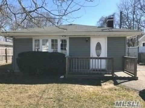 5627 Sheed Rd, Cincinnati, OH 45247 photo 1