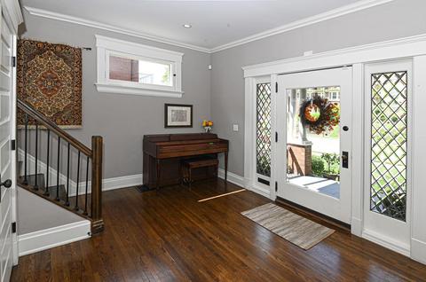2867 Observatory Ave, Cincinnati, OH 45208 photo 4