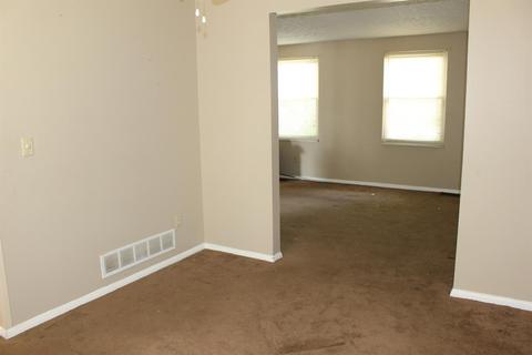 1451 Longacre Dr, Forest Park, OH 45240 photo 4