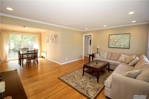 4768 Summerside Rd, Cincinnati, OH 45244 photo 2