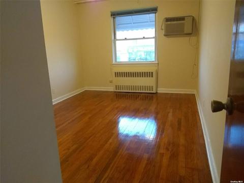 10221 Lochcrest Dr, Cincinnati, OH 45231 photo 9