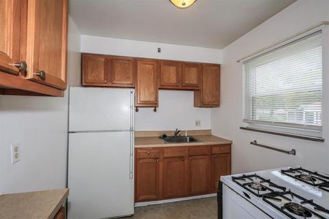 Undisclosed, Cincinnati, OH 45224 photo 10