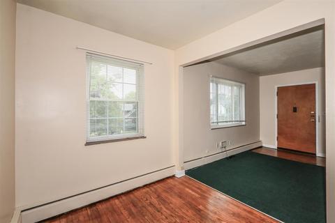 Undisclosed, Cincinnati, OH 45224 photo 8
