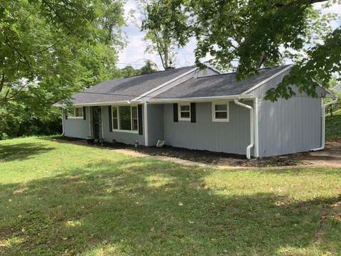 165 Mayview Forest Dr, Woodlawn, OH 45215 photo 2