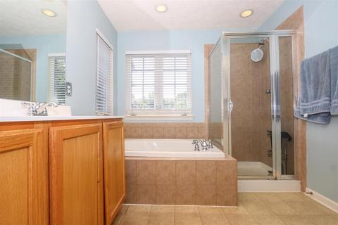 591 Mitchell Way Ct, Cincinnati, OH 45238 photo 35