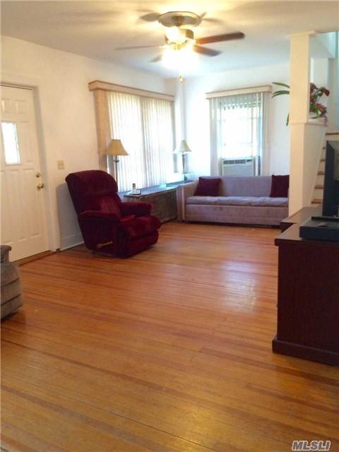 2560 Hackberry St, Cincinnati, OH 45206 photo 4