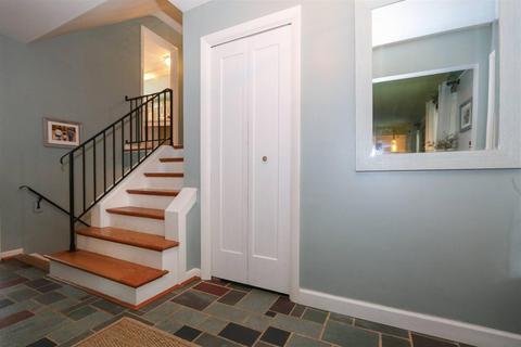 7634 Fairwind Dr, Montgomery, OH 45242 photo 11
