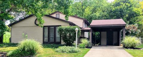 1525 Hazelgrove Dr, Cincinnati, OH 45240 photo 2
