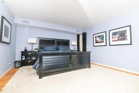 1040 Hatch St, Cincinnati, OH 45202 photo 12