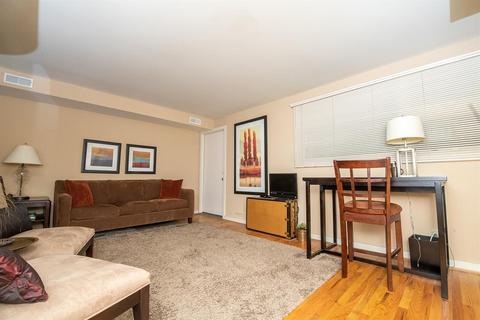 1040 Hatch St, Cincinnati, OH 45202 photo 10