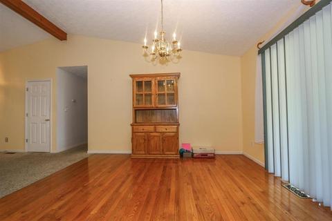 104 Fork Dr, Mount Orab, OH 45154 photo 8