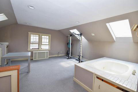 2936 Observatory Ave, Cincinnati, OH 45208 photo 27