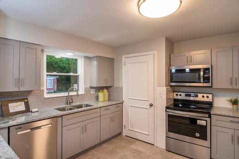 1902 Hewitt Ave, Cincinnati, OH 45207 photo 3