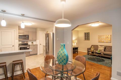 1902 Hewitt Ave, Cincinnati, OH 45207 photo 8