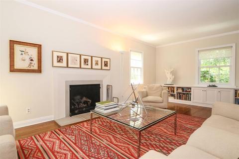 3943 Devonshire Dr, Cincinnati, OH 45226 photo 7