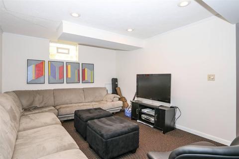 3943 Devonshire Dr, Cincinnati, OH 45226 photo 27