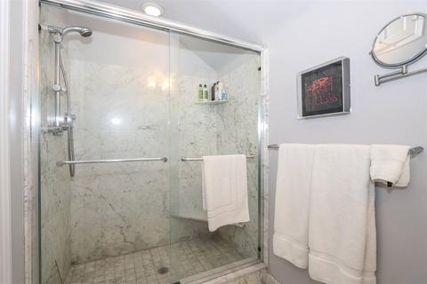 3943 Devonshire Dr, Cincinnati, OH 45226 photo 19