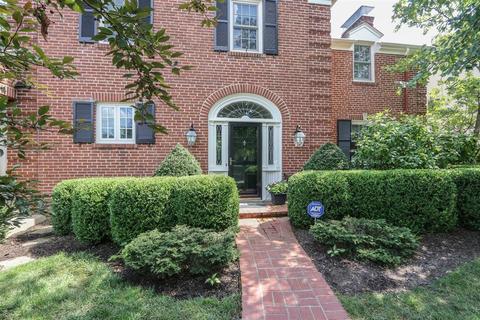 3943 Devonshire Dr, Cincinnati, OH 45226 photo 2
