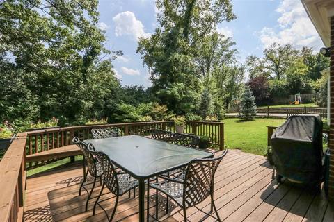 3943 Devonshire Dr, Cincinnati, OH 45226 photo 35