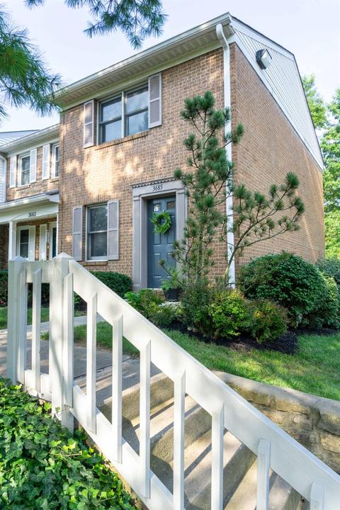 3685 Parfore Ct, Cincinnati, OH 45245 photo 2