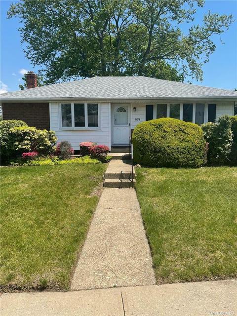 666 Marieda Dr, Cincinnati, OH 45245 photo 1