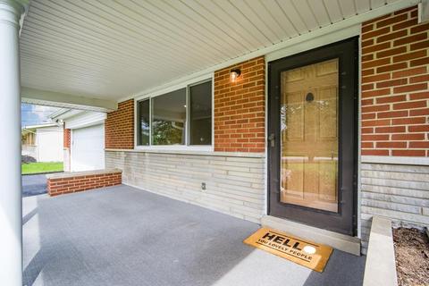 666 Marieda Dr, Cincinnati, OH 45245 photo 5